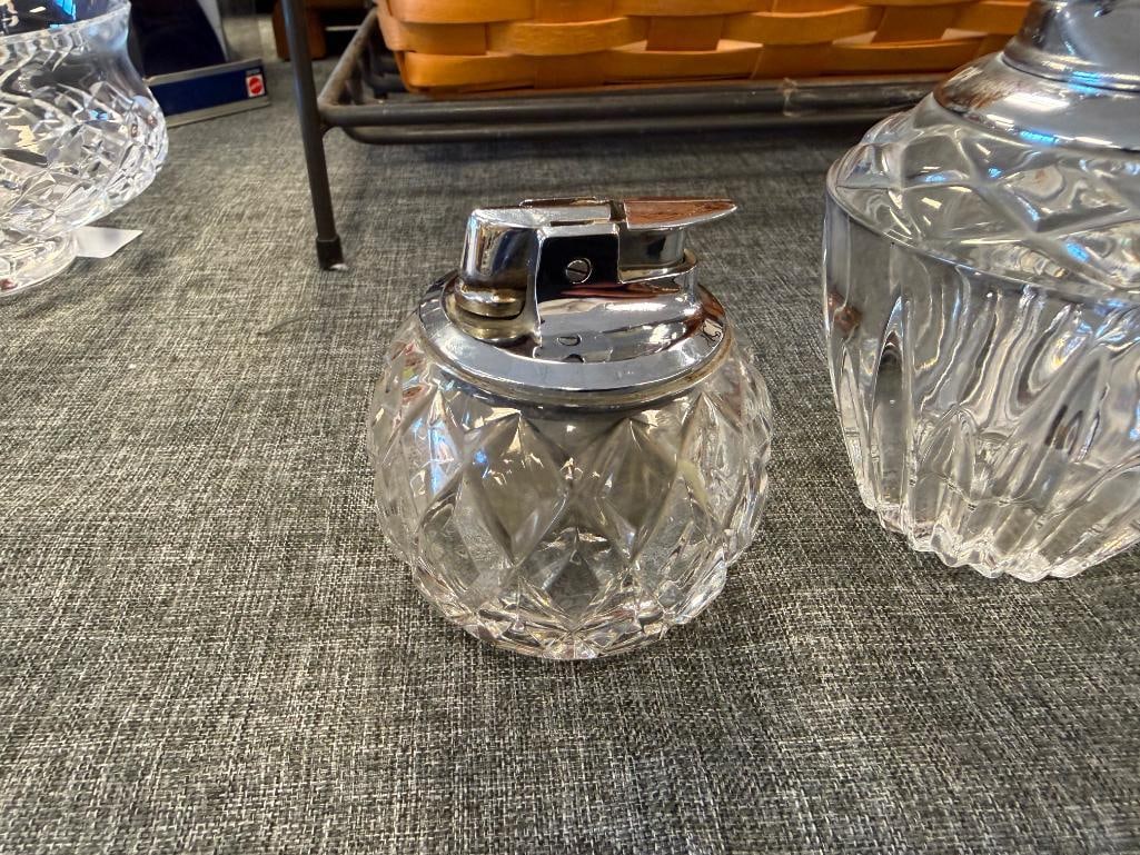 THREE VINTAGE GLASS TABLE LIGHTERS WITH CHROME TOPS INCLUDING RONSON LIGHTER - 3