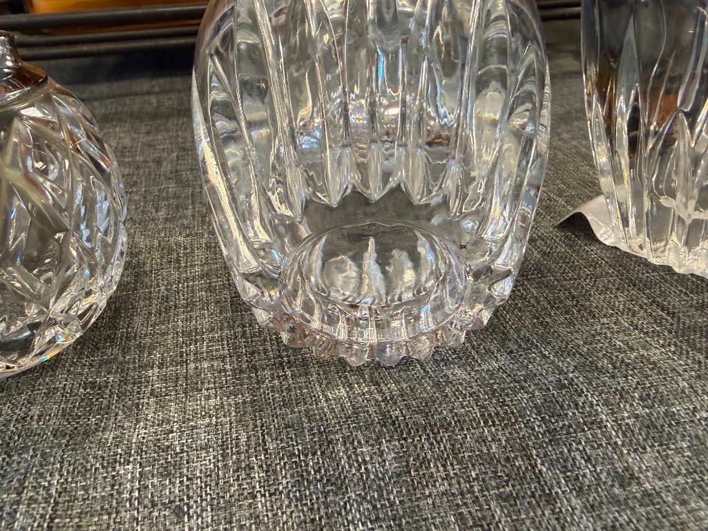 THREE VINTAGE GLASS TABLE LIGHTERS WITH CHROME TOPS INCLUDING RONSON LIGHTER - 8