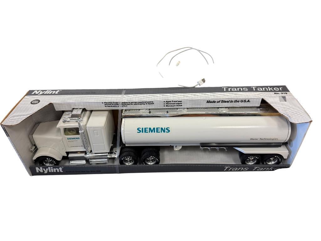 NYLINT PRESSED STEEL SIEMENS TRANS TANKER TOY NO. 315 NEW DEADSTOCK: NEW CONDITION 25" L