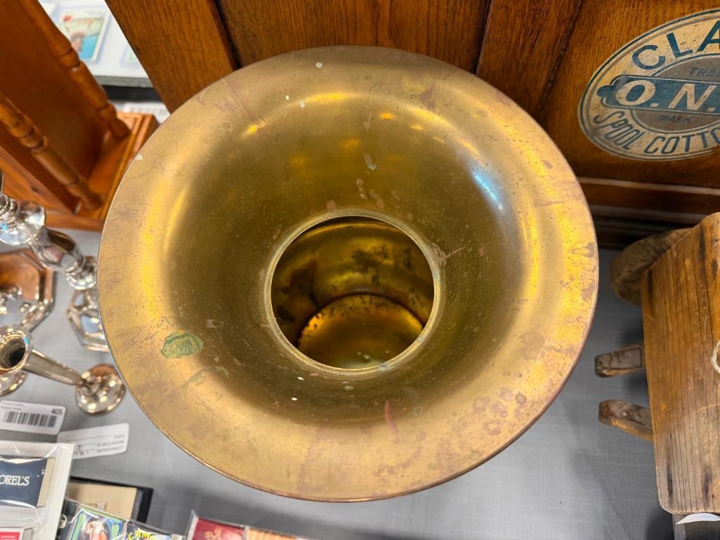 ALL FAMOUS HAVANA 5 CENT CIGARS BRASS SPITTOON - 4