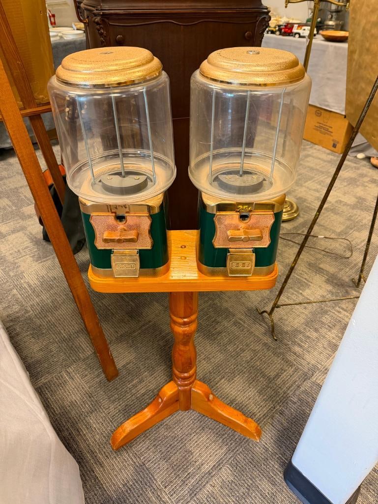 SILENT SALESFORCE INC. CANDY DISPENSERS ON PINE THREE-FOOTED STAND - 3