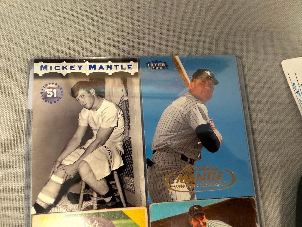 MICKEY MANTLE AND LOU GEHRIG HALL OF FAMERS BASEBALL CARDS - 4