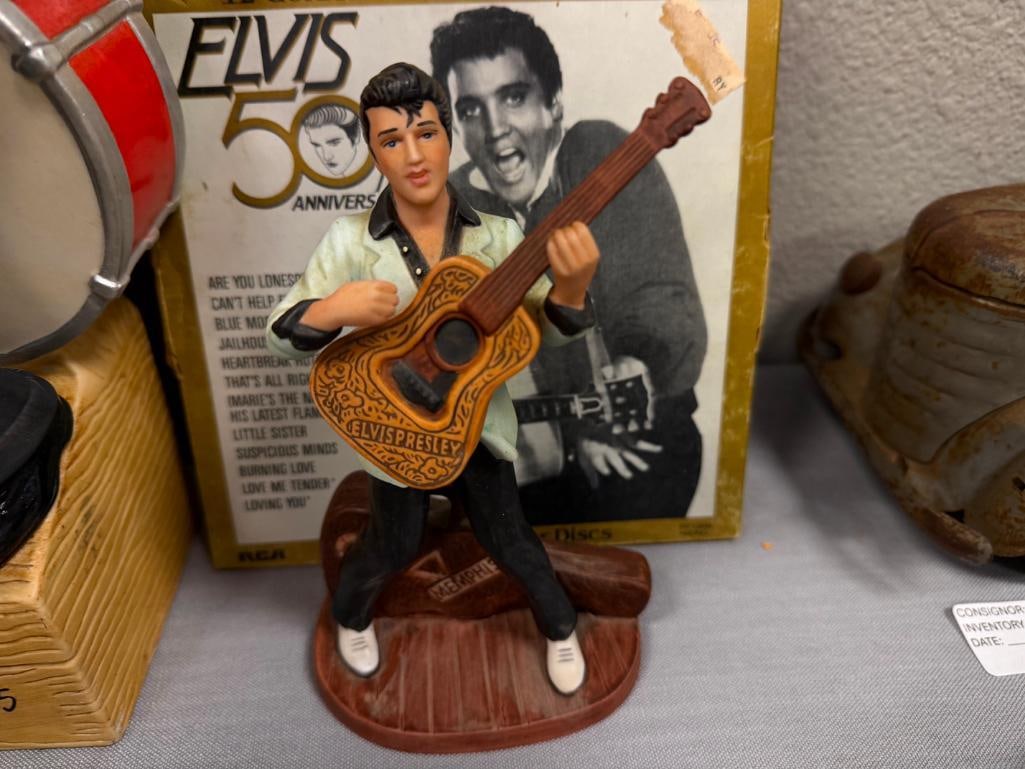 ELVIS COLLECTIBLES ELVIS GREATEST HITS VOL I & II DECANTER, PORCELAIN FIGURINE AND KENTUCKY RAIN 45 - 3