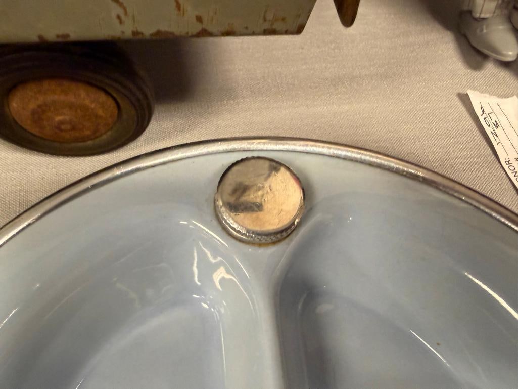 THREE VINTAGE BABY WARMING BOWLS SYDNEY, PETO - 17