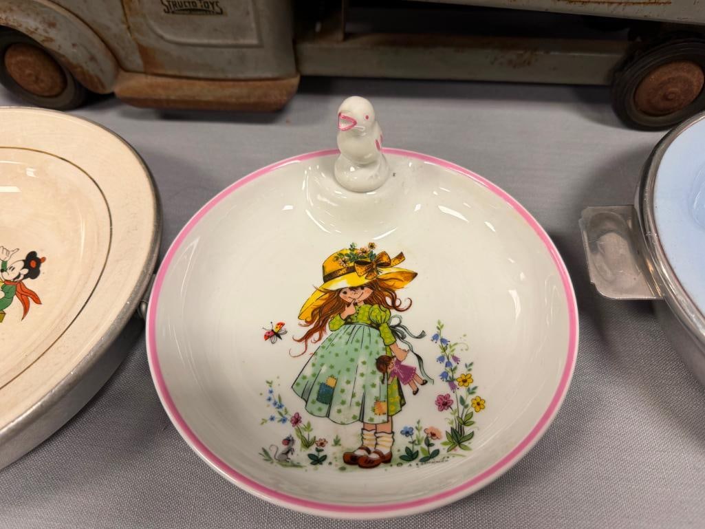 THREE VINTAGE BABY WARMING BOWLS SYDNEY, PETO - 7