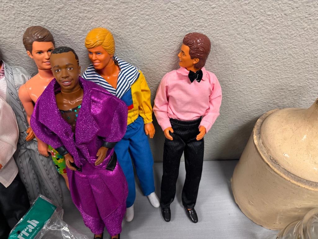 MATTEL 1968 KEN, MC HAMMER, AND 1992 STARS 'N STRIPES ARMY DOLL PLUS FARRAH DOLLS - 8