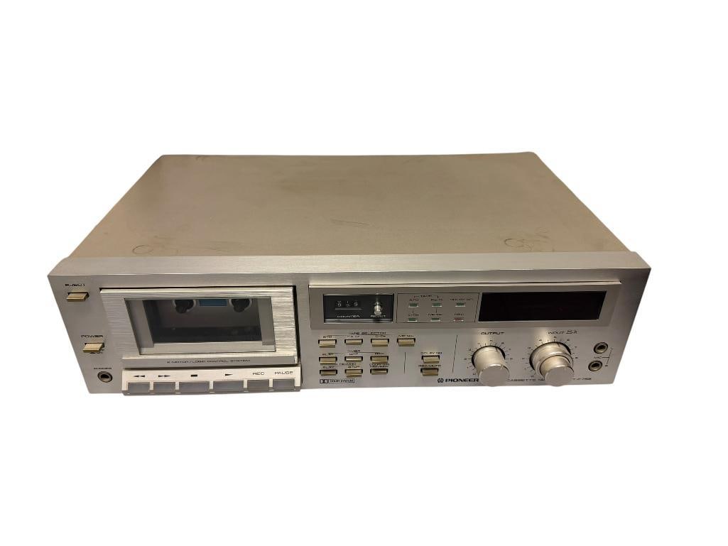PIONEER STEREO CASSETTE TAPE DECK CT-F755 (1 of 9)