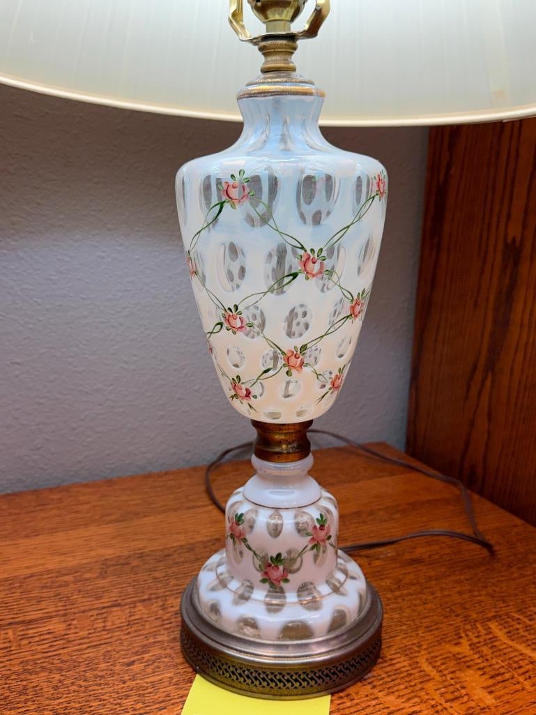 FENTON COIN DOT FRENCH OPALESCENT GLASS LAMP HAND PAINTED ROSE DESIGN CHARLETON ROSE STYLE - 4