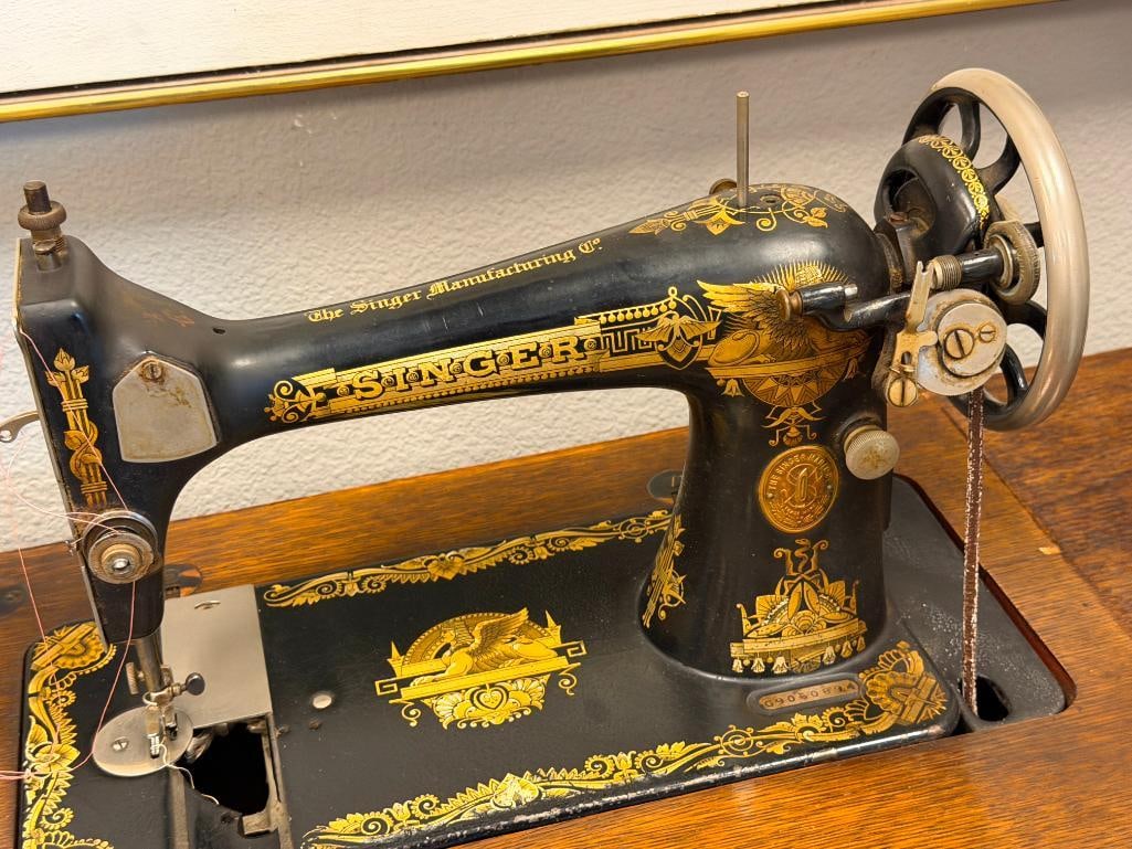 ANTIQUE SINGER TREADLE SEWING MACHINE WITH OAK CABINET AND CAST IRON BASE - 4