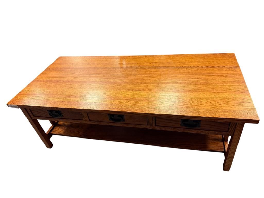 MISSION STYLE QUARTER SAWN OAK GRAIN COCKTAIL TABLE (1 of 8)
