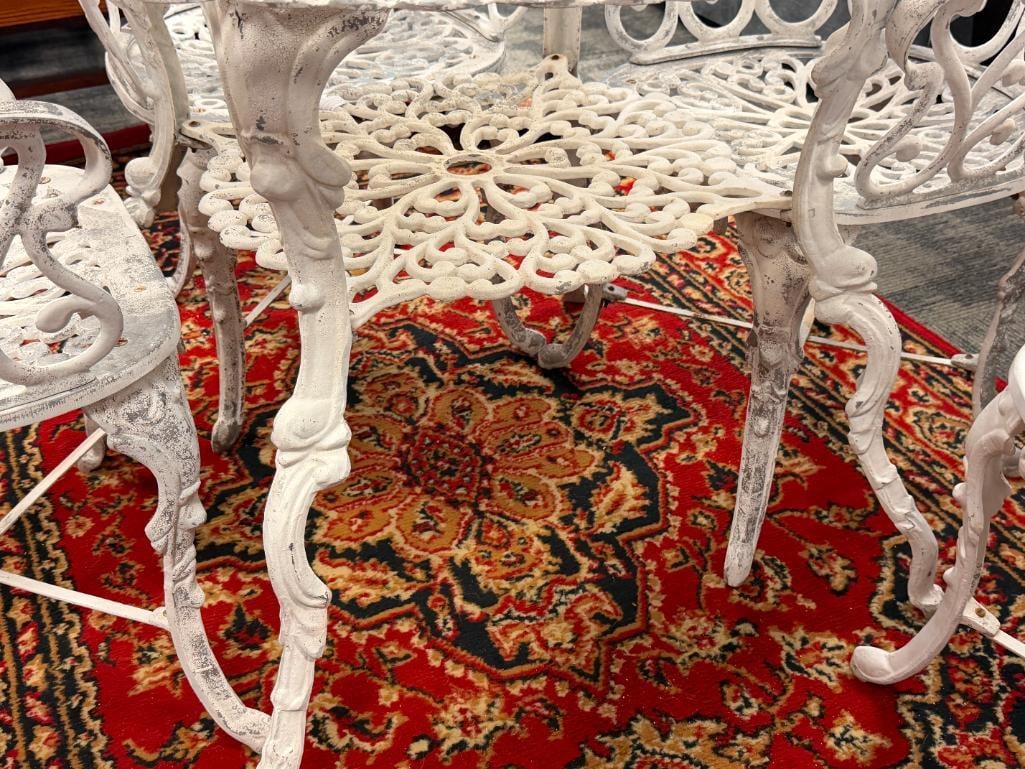 VINTAGE CAST ALUMINUM DECORTIVE PATIO TABLE AND CHAIRS SET - 10