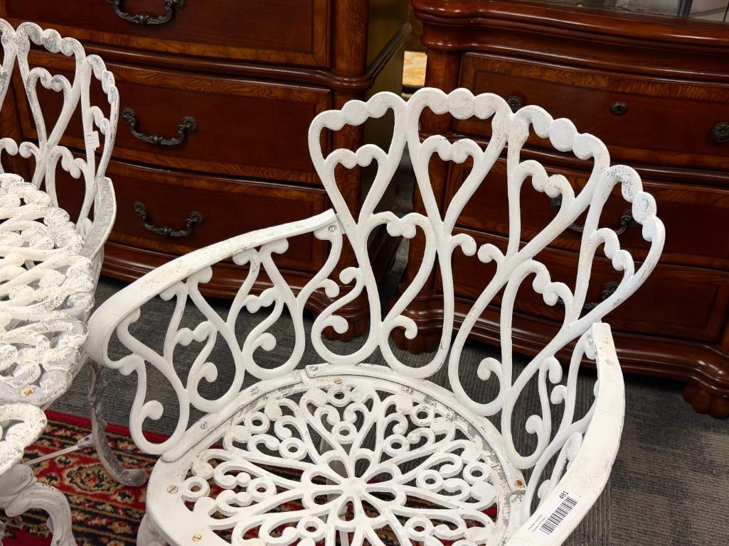VINTAGE CAST ALUMINUM DECORTIVE PATIO TABLE AND CHAIRS SET - 7
