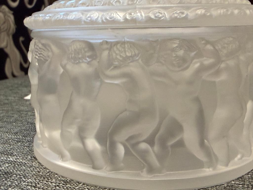 LALIQUE FINE FRENCH CRYSTAL LIDDED POWDER JAR LES ENFANTS CREATED IN 1931 BY RENE LALIQUE - 3