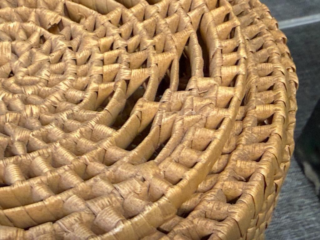 VINTAGE BOHO BOHEMIAN STYLED STRAW LIDDED BASKET WITH GEOMETRIC DESIGN - 4