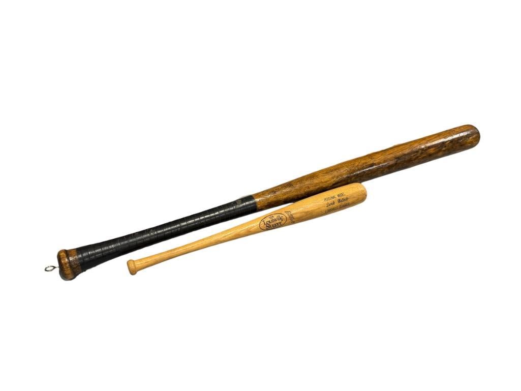 VINTAGE HILLERICH & BRADSBY CO. US NAVY WOODEN BAT AND DEREK WELLOCK PERSONAL MODEL WOODEN BAT: VINTAGE MODEL BAT WAS MADE BY HILLERICH & BRADSBY CIRCA WWII, SOLD TO WILSON IN 2015 17" AND 33" L