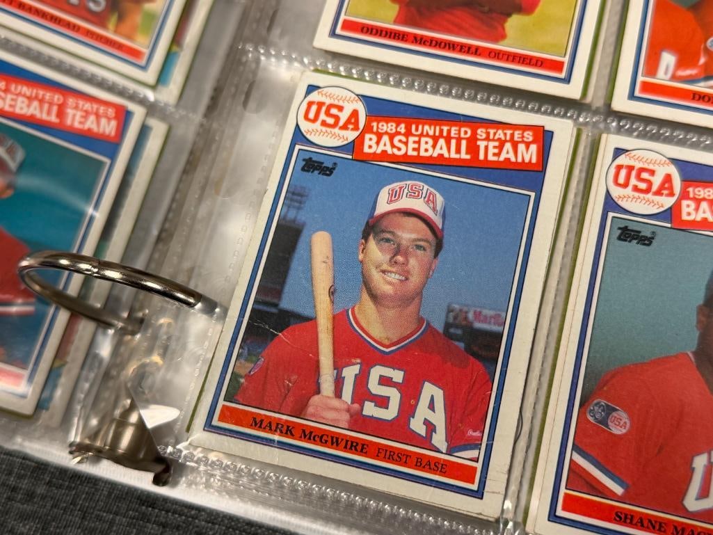 1985 TOPPS COMPLETE BASEBALL CARD SET INCLUDES MARK MCGWIRE, ROGER CLEMENS, KIRBY PUCKETT, ETC. - 10