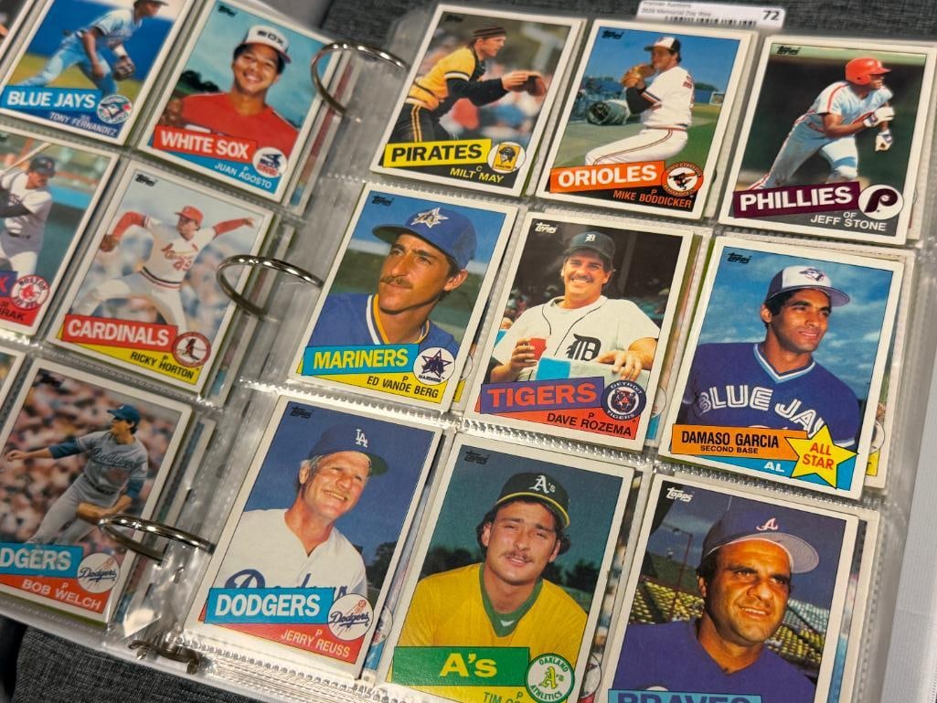 1985 TOPPS COMPLETE BASEBALL CARD SET INCLUDES MARK MCGWIRE, ROGER CLEMENS, KIRBY PUCKETT, ETC. - 11