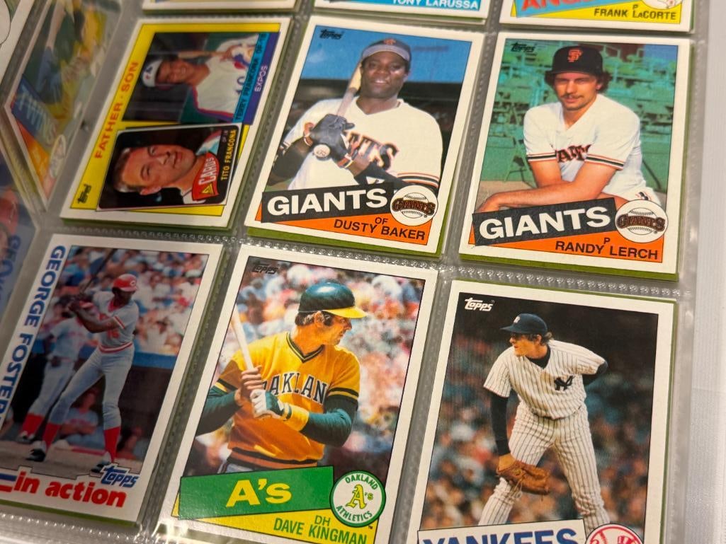 1985 TOPPS COMPLETE BASEBALL CARD SET INCLUDES MARK MCGWIRE, ROGER CLEMENS, KIRBY PUCKETT, ETC. - 17