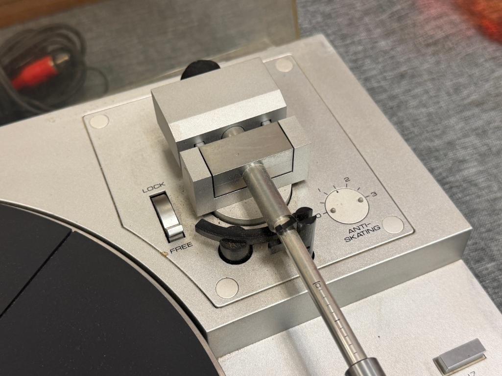 EARLY 1980'S YAMAHA P-751 QUARTZ DD FULL AUTOMATIC TURNTABLE 33 / 45 RPM - 5