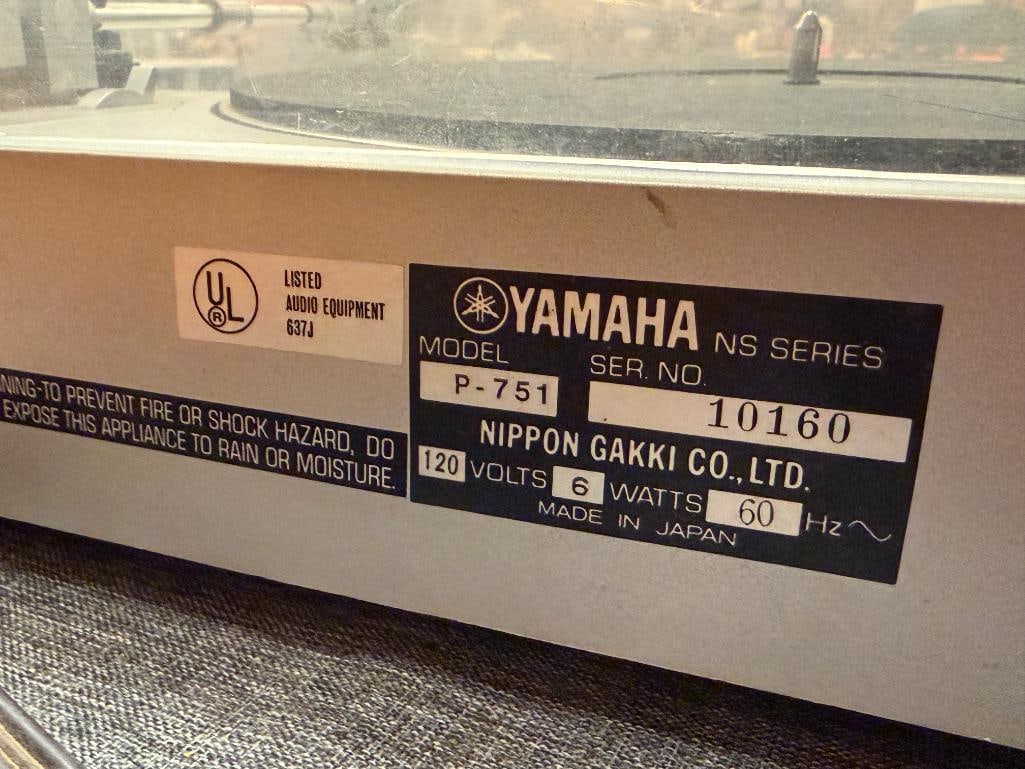 EARLY 1980'S YAMAHA P-751 QUARTZ DD FULL AUTOMATIC TURNTABLE 33 / 45 RPM - 8