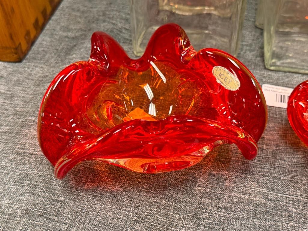 HAND BLOWN ART GLASS AMBERINA HEAVY RUFFLED RIM BOWLS ONE MADE BY ICET ARTE MURANO IN VENEZUELA - 2
