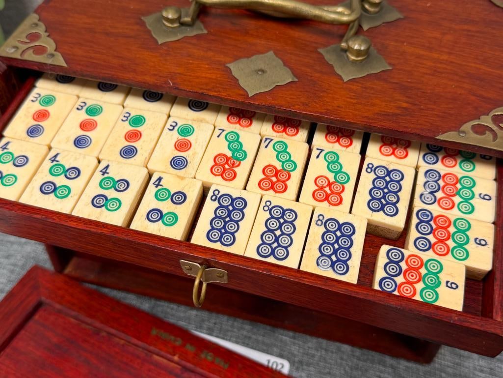 ANTIQUE CHINESE MAHJONG GAME PLAYING SET INCLUDES 144 BONE AND BAMBOO GAME TILES - 4