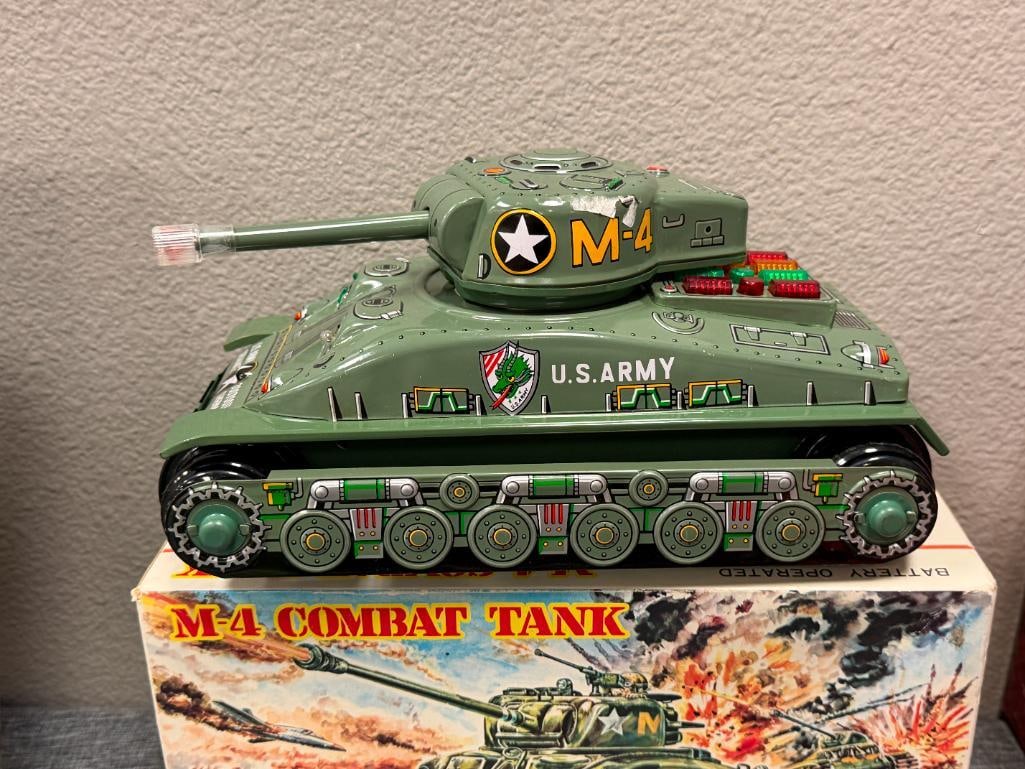 TAIYO JAPAN TIN-LITHO BATTERY OPERATED M4 COMABT TANK TOY CIRCA 1970'S - 1980'S - 2