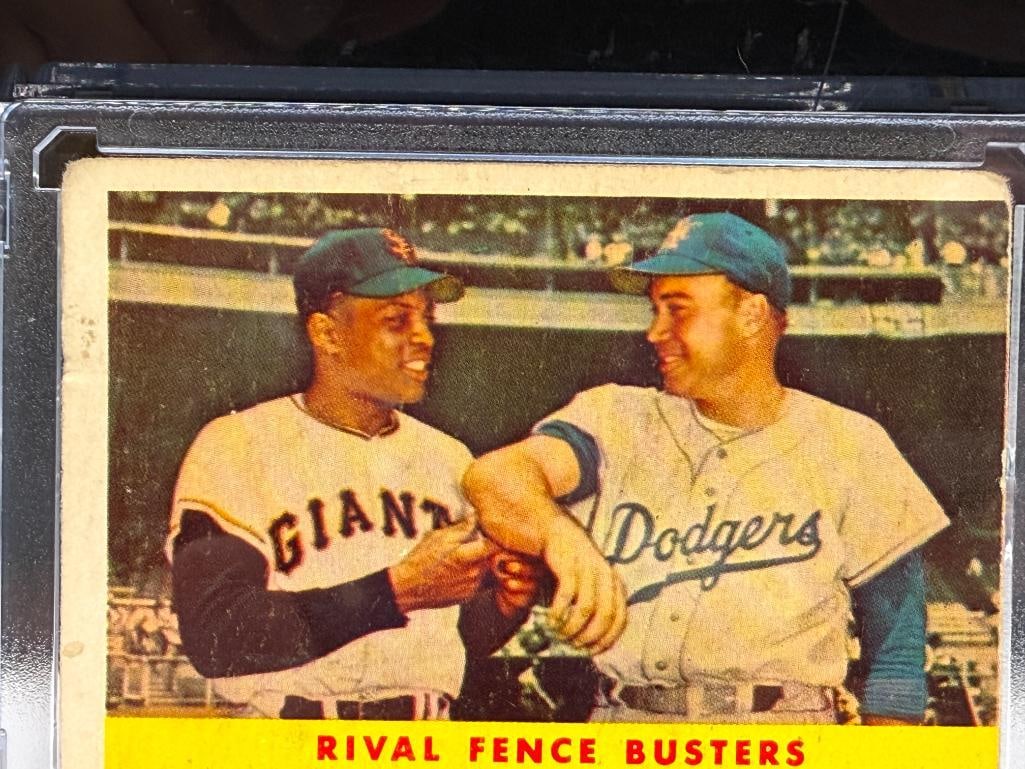 1958 TOPPS # 436 RIVAL FENCE BUSTERS WILLIE MAYS DUKE SNIDER BASEBALL CARD - 3