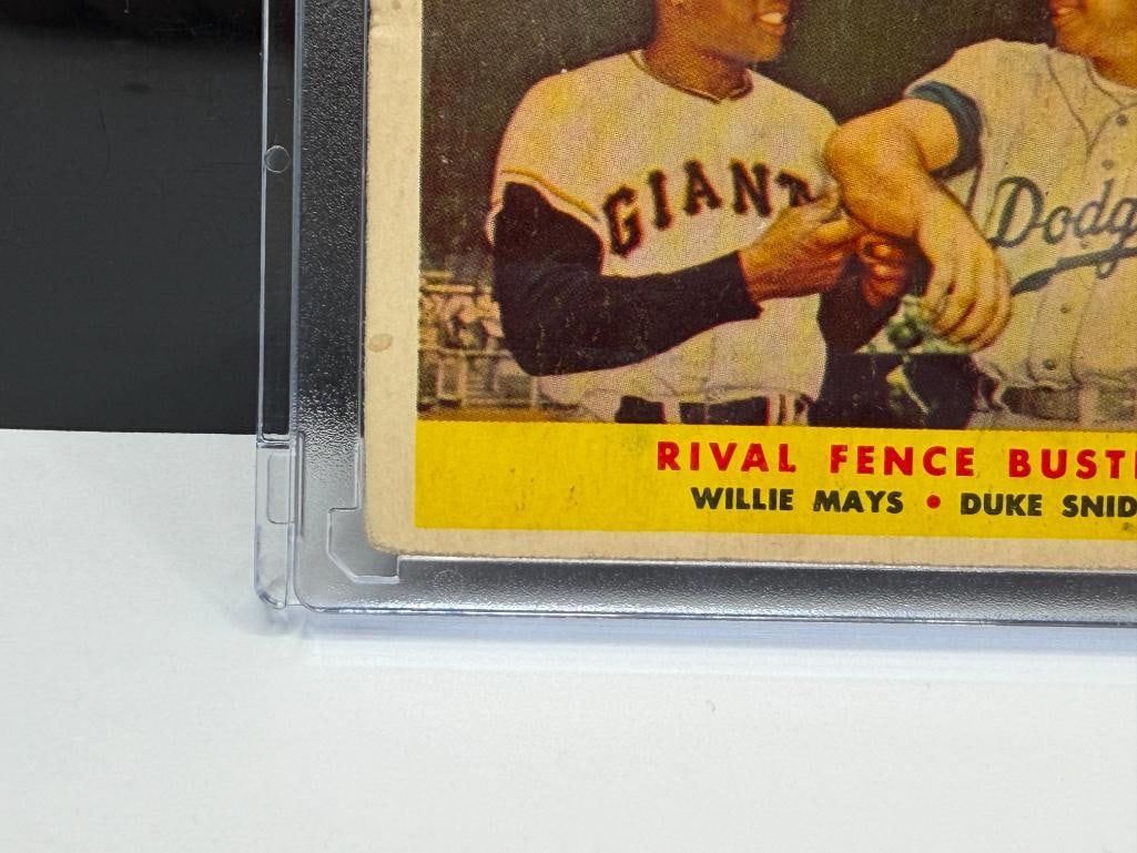 1958 TOPPS # 436 RIVAL FENCE BUSTERS WILLIE MAYS DUKE SNIDER BASEBALL CARD - 4