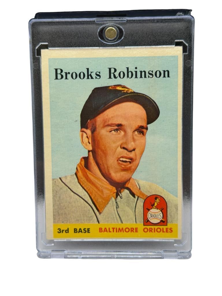 1958 TOPPS #307 BROOKS ROBINSON BASEBALL CARD: BROOKS ROBINSON, BALTIMORE ORIOLES, RARE CARD, SEE PHOTOS FOR CONDITION, FROM THE ESTATE OF A LOCAL RENO, NV DOCTOR AT RENOWN WHO RAN BIG LEAGUE SPORTS MEDICINE BASEBALL CAMP FOR NEARLY 20 YEARS,