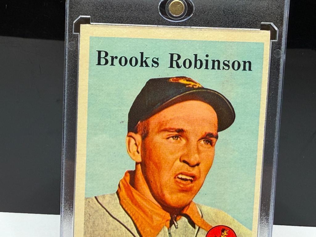 1958 TOPPS #307 BROOKS ROBINSON BASEBALL CARD - 3
