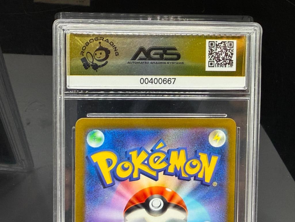 GRADED 2022 JAPANESE POKEMON SWISH JP. HISUIAN ZOROARK VSTAR UNIVERSE AND SIMISEAR VSTAR UNIVERSE - 12