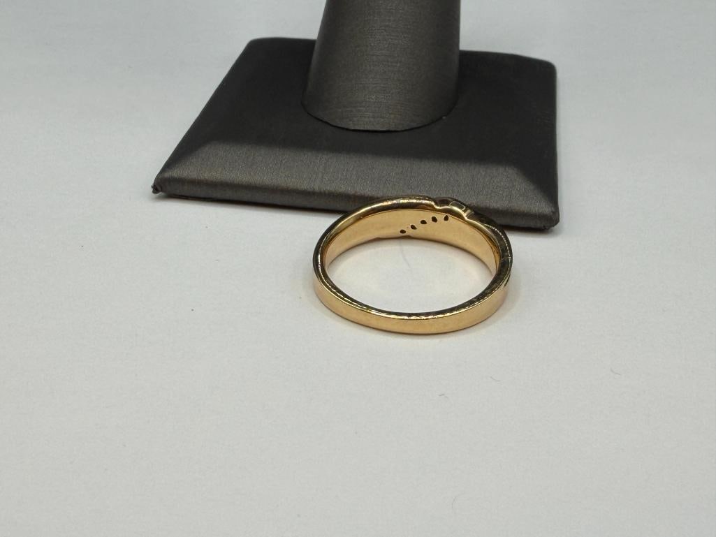 MEN'S 10K YELLOW GOLD SINGLE CUT DIAMOND BAND - 5