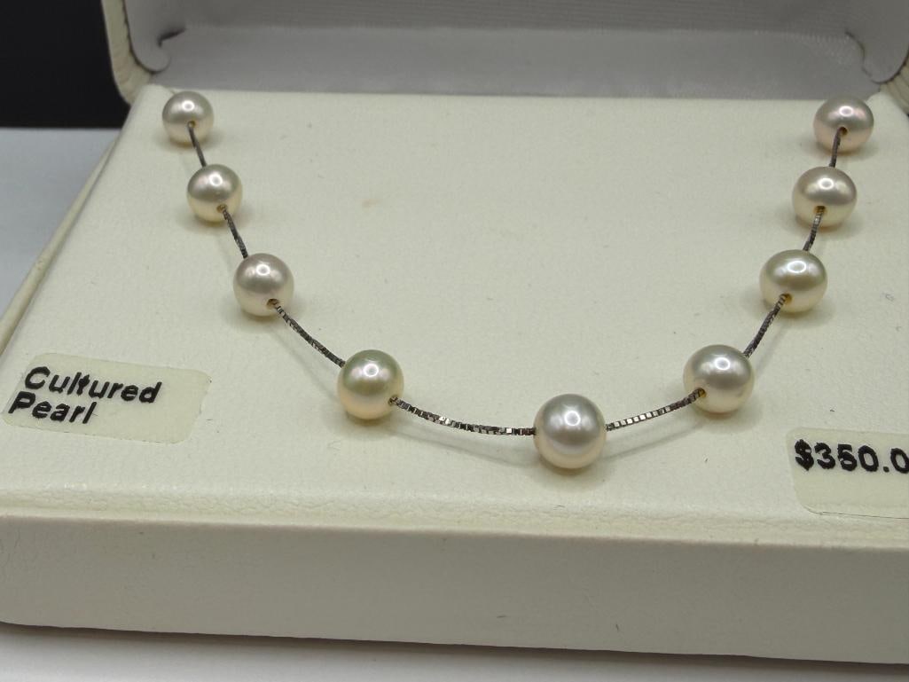 10K WHITE GOLD CULTURED PEARL NECKLACE - 3