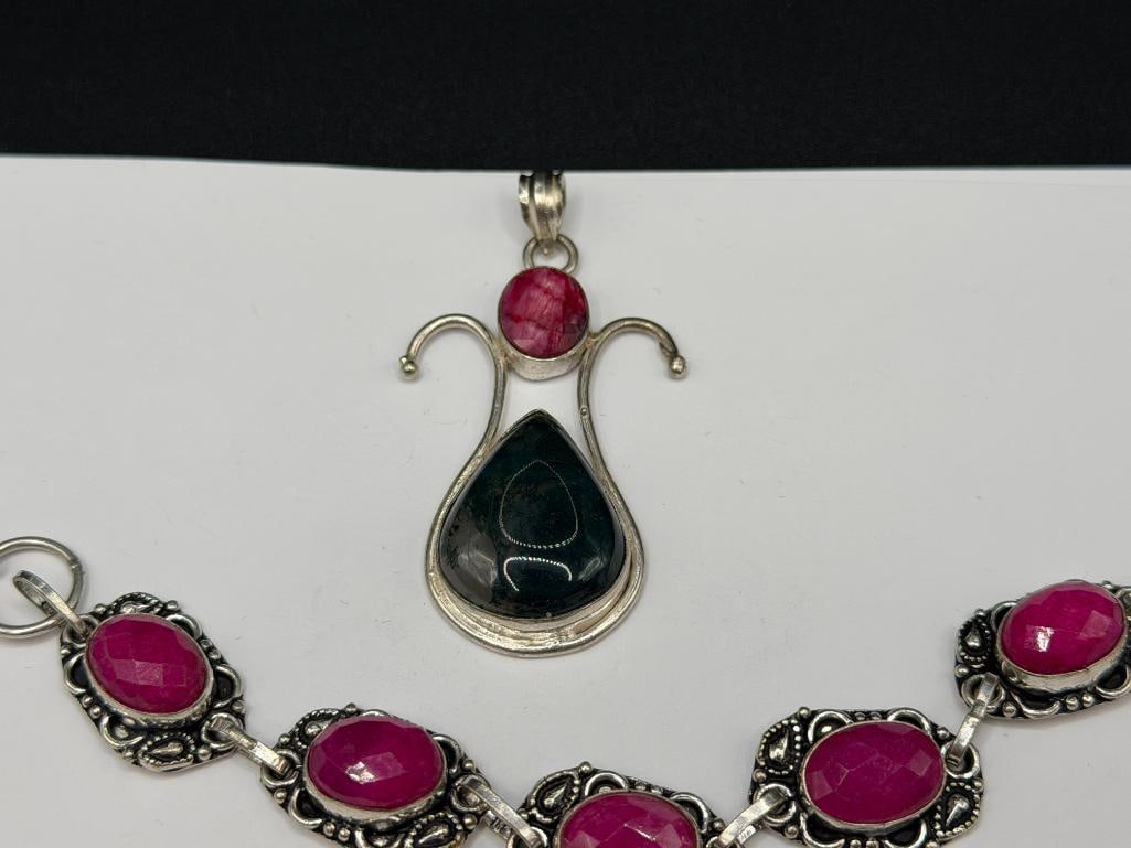 STERLING SILVER PINK QUARTZ OVAL CUT LINK BRACELET AND STERLING SILVER MOSS AGATE PENDANT - 3