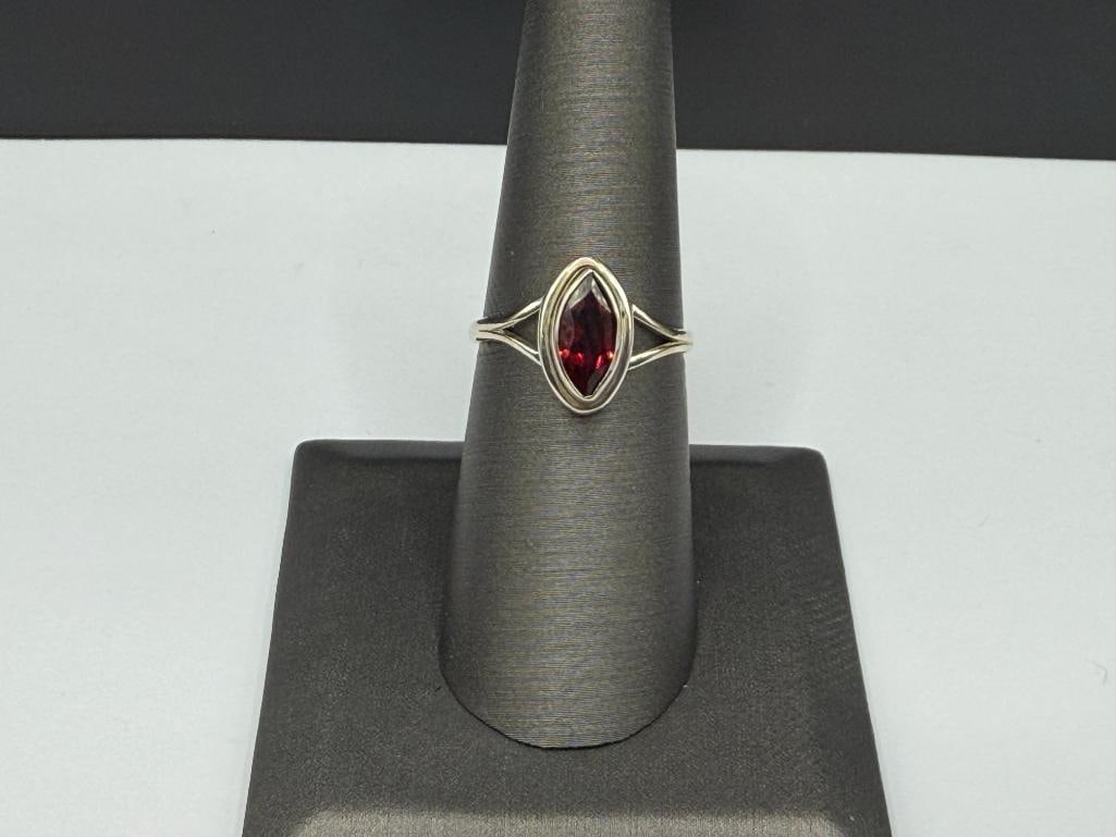STERLING SILVER MARQUISE CUT GARNET RING - 2