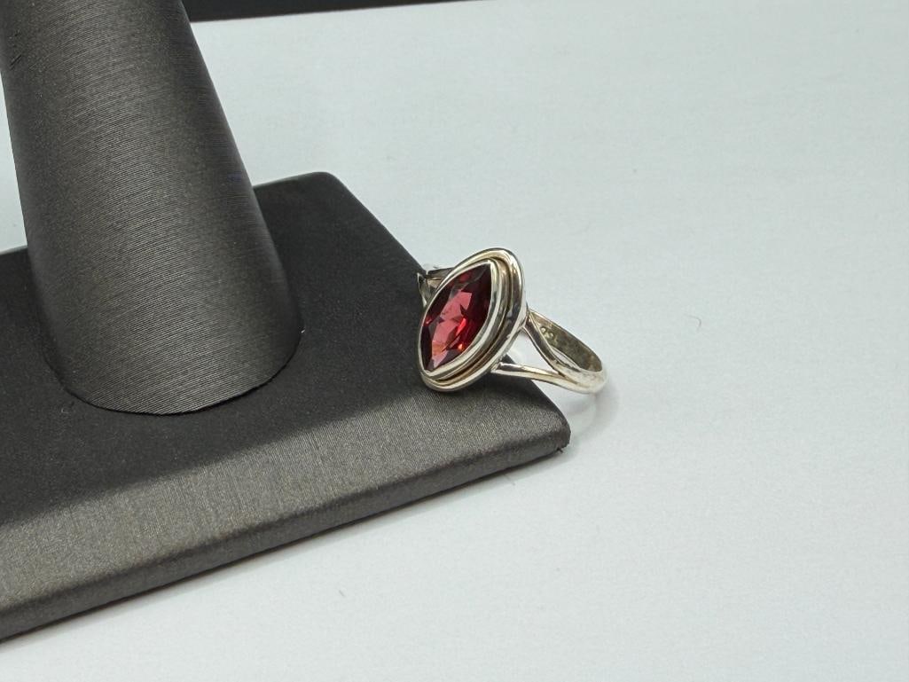 STERLING SILVER MARQUISE CUT GARNET RING - 4
