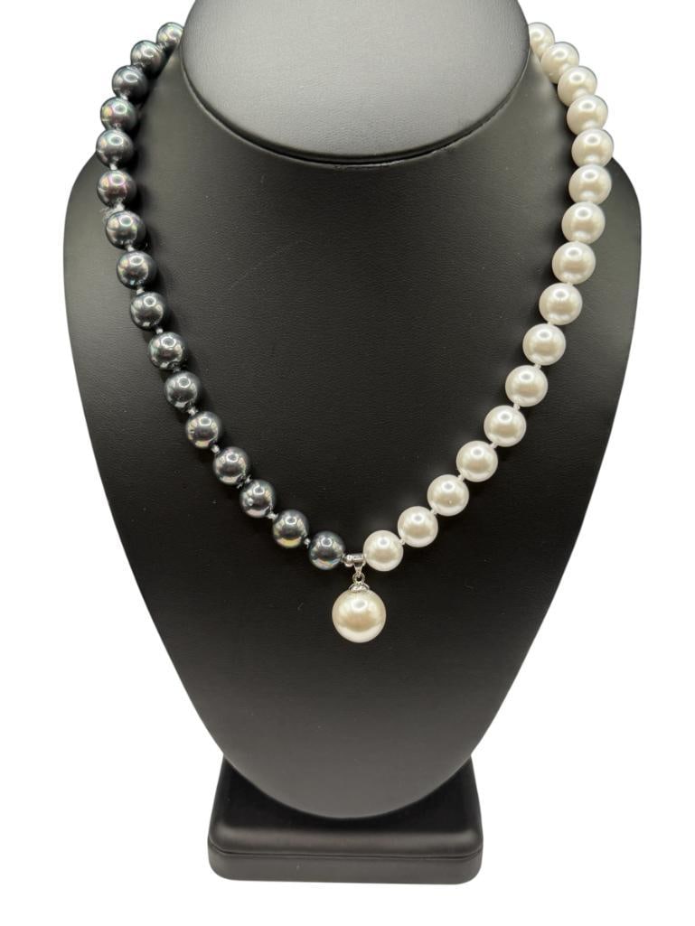 FAUX GREY AND WHITE PEARL FASHION NECKLACE WITH DROP PENDANT FAUX PEARL: 18", DROP FAUX PEARL IS 14MM