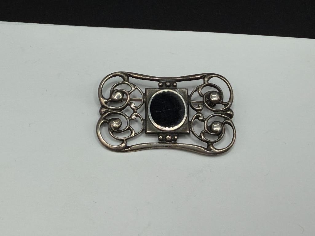 VINTAGE STYLE STERLING SILVER INLAID OVAL BLACK ONYX PENDANT - 2