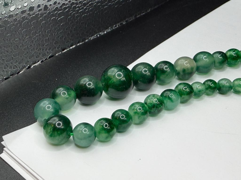 GRADUATED GREEN JADE NECKLACE AND EARRINGS SET - 5