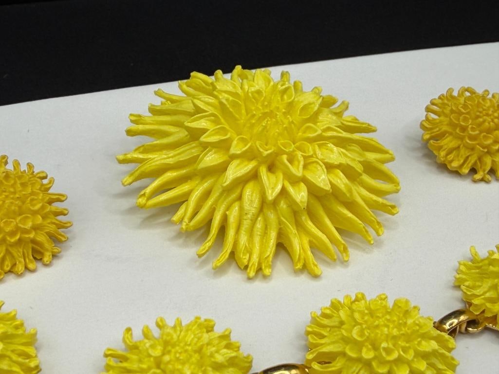 YELLOW DAHLIA DESIGN JEWELRY SET INCLUDING BROOCH, BRACELET, AND CLIP-BACK EARRINGS - 4