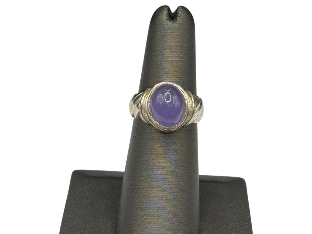 STERLING SILVER OVAL CABOCHON LAVENDER JADE RING: SIZE 5, 7/16" FRONT, 4.31 GRAMS