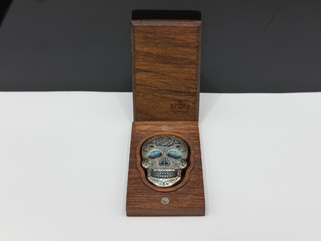 UNIQUE MEXICO DESIGN DECORATED SKULL .999 FINE SILVER ART BAR WITH WOOD BOX - 2
