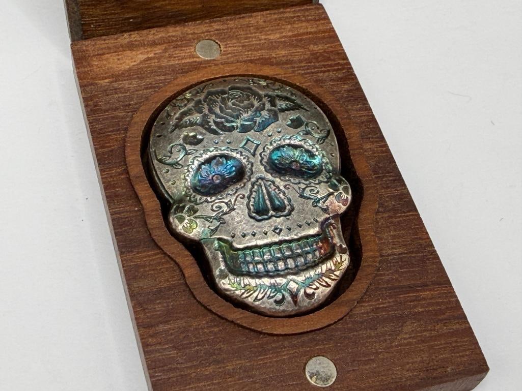 UNIQUE MEXICO DESIGN DECORATED SKULL .999 FINE SILVER ART BAR WITH WOOD BOX - 4