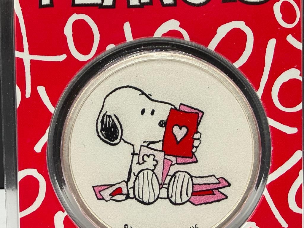 2022 PEANUTS SNOOPY .999 FINE SILVER PAINTED ROUND BY PEANUTS WORLDWIDE - 4