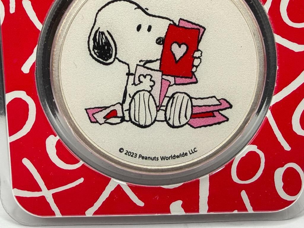 2022 PEANUTS SNOOPY .999 FINE SILVER PAINTED ROUND BY PEANUTS WORLDWIDE - 5