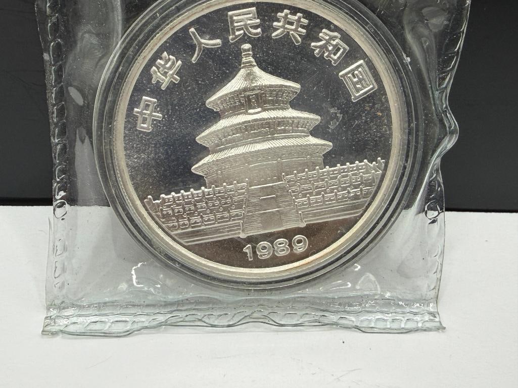 1989 CHINESE PANDA 10 YEN .999 FINE SILVER COIN - 4