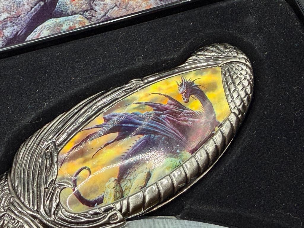 TWO UNIQUE KNIVES INCLUDING VICTOR LEE TWISTER VL-06 AND DRAGON MOTIF FOLDING LOCK BACK KNIFE - 10