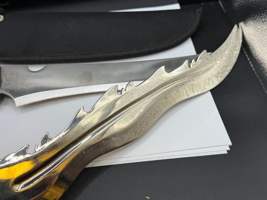 TWO FANTASY KNIVES INCLUDING FEATURING PEGASUS AND BLACK WIDOW THEMED HANDLES - 4