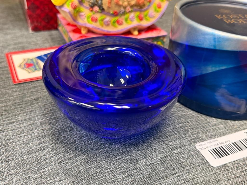 KOSTA BODA SWEDISH HAND BLOWN ART GLASS BOWL ATOLL DESIGNED BY ANNA EHRNER NO. 59727 - 3